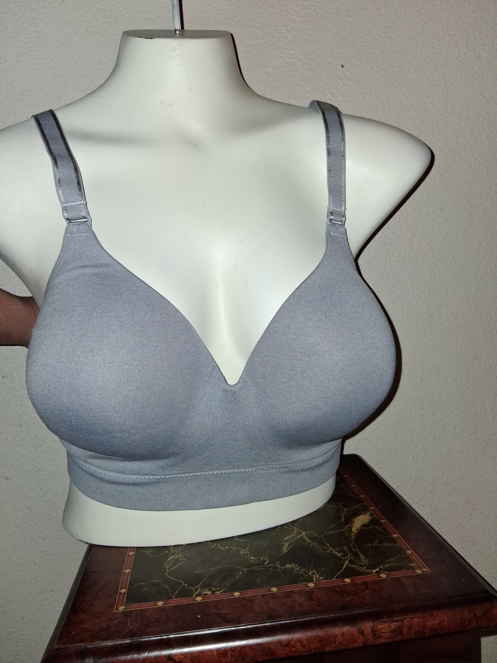 Seamless Light Gray Everyday Bra Supportive Comfort Sz XL